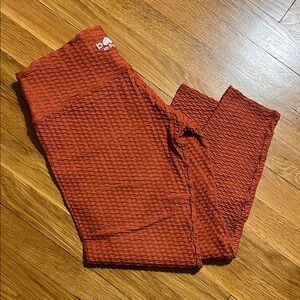 Booty by Brabants burnt orange crop Textured Leggings